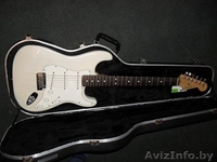 Fender Stratocaster USA 2001 - c кейсом, как новый - Изображение #3, Объявление #167707