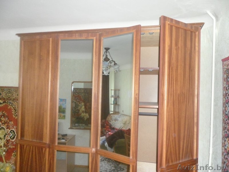 Продам большой вместительный шкаф - Изображение #1, Объявление #1464037